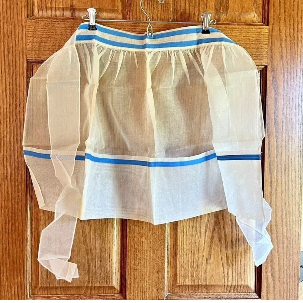 Apron White Voile with Blue Stripes Tie Waist Vintage Retro Hostess Style NEW